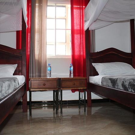 Entebbe Vine Inn Zewnętrze zdjęcie