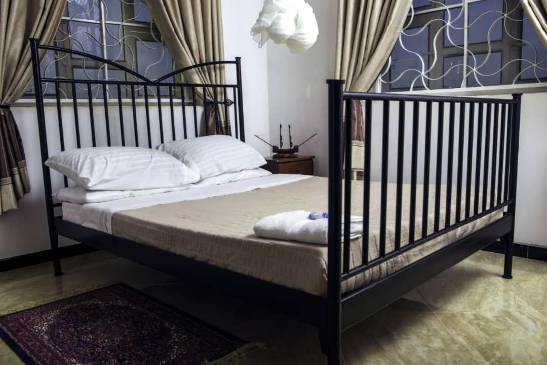 Entebbe Vine Inn Zewnętrze zdjęcie